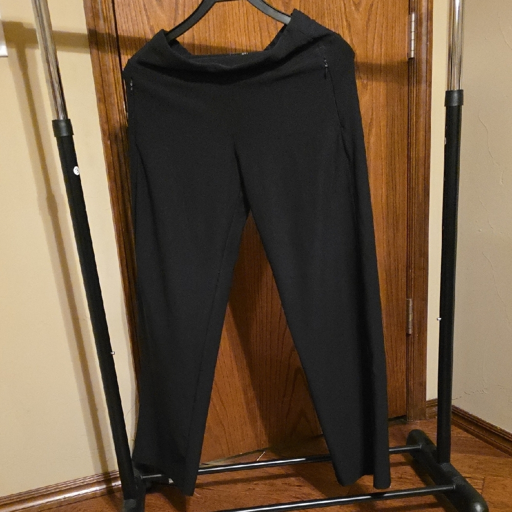 The North Face Black Straight Leg Women's Pants